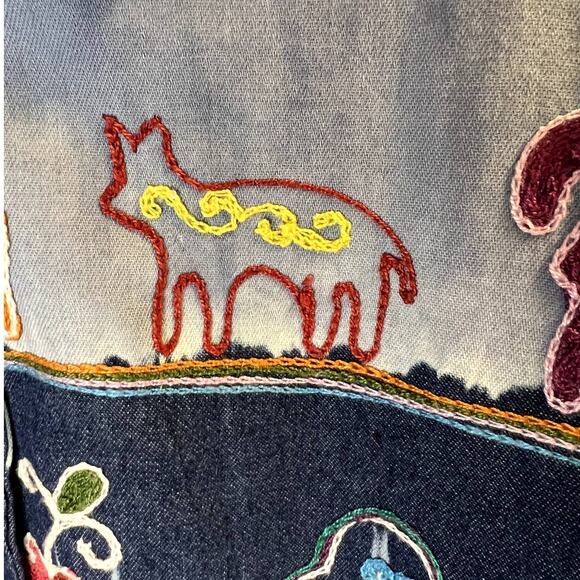 Madison Studio, Blue, Aztec Embroidery Button Top, Women's L - Picture 10 of 15